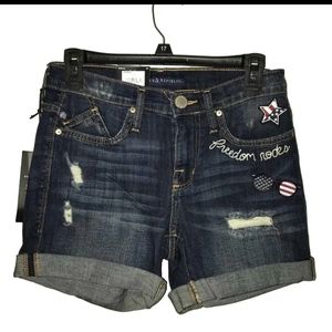ROCK & REPUBLIC PATRIOTIC DISTRESSED LOOK JEANS SHORTS SIZE 8